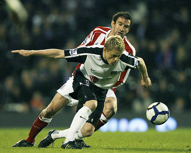 约动向与潜 约动向与潜